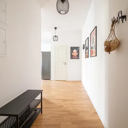 Apartamento Vermanes Garden Retreat By Innorental