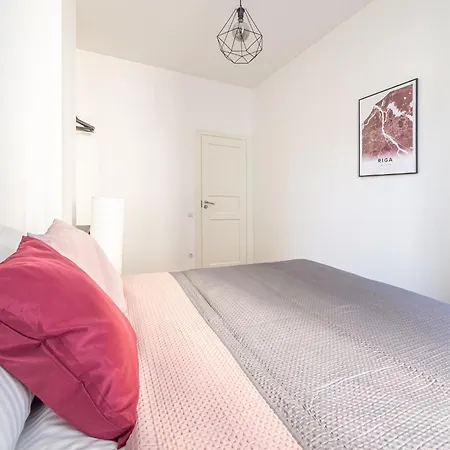 Appartement Vermanes Garden Retreat By Innorental Riga